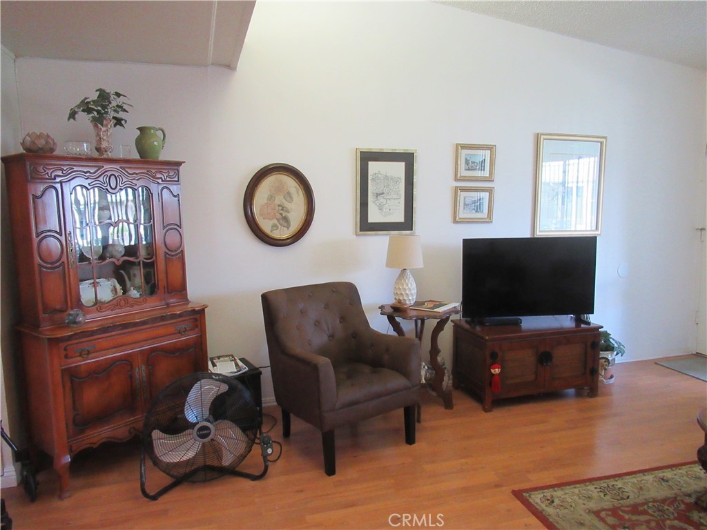 1400 Weeburn rd m4-82c