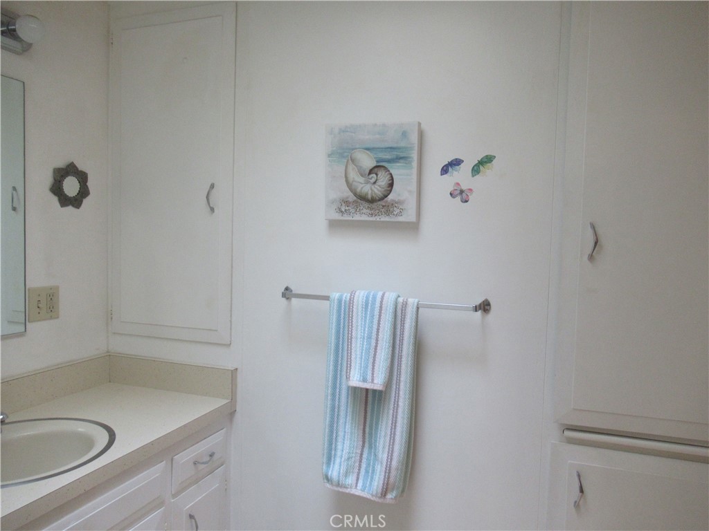 1400 Weeburn rd m4-82c