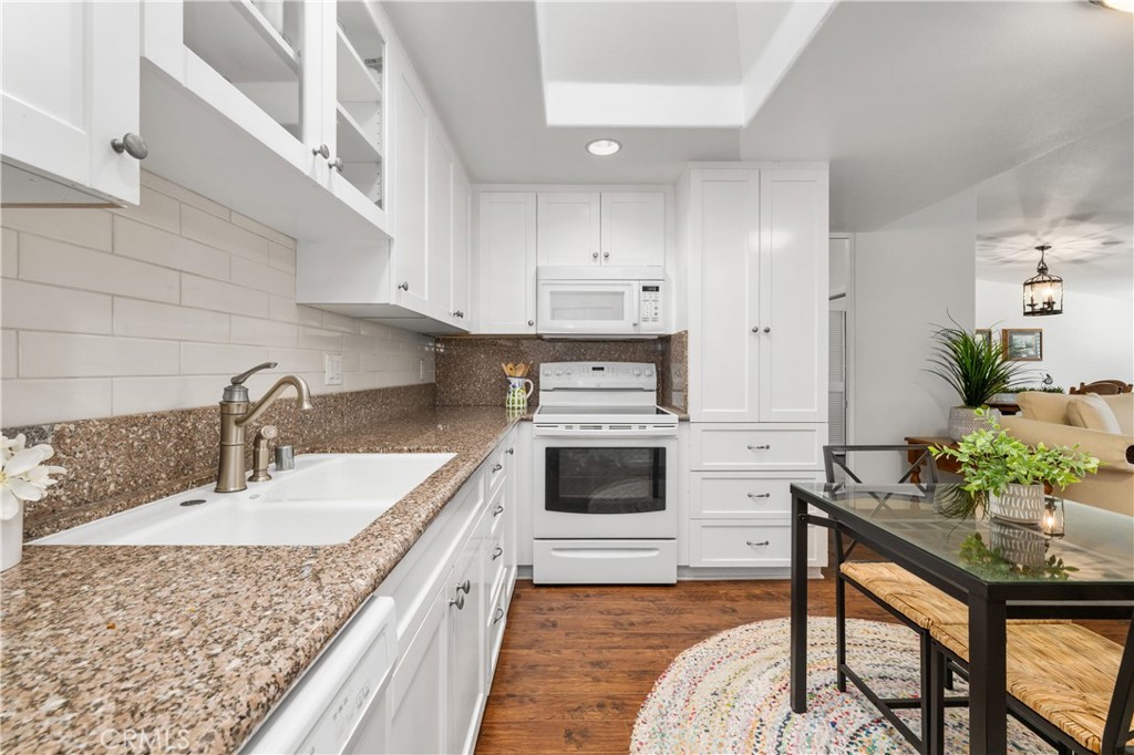 1221 Oakmont Road 178E