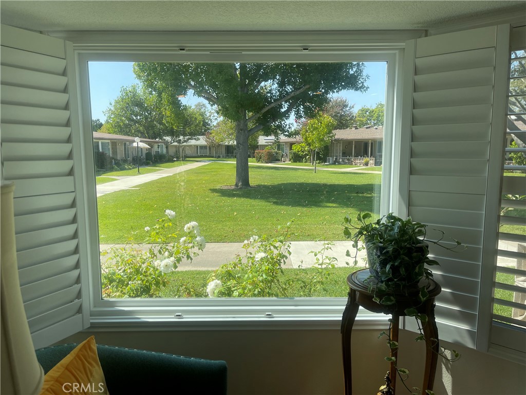 13121 11 283F Del Monte Drive