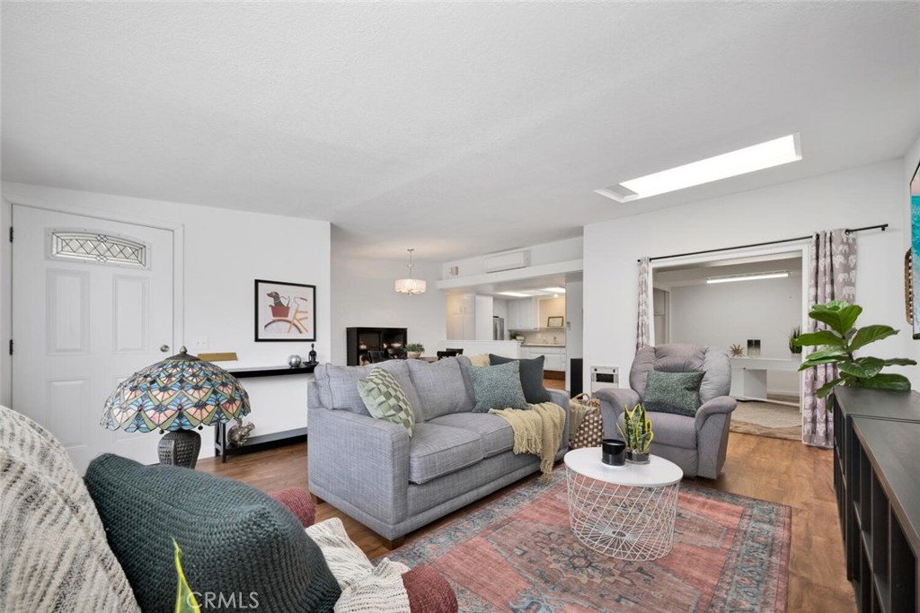 1660 Glenview Road 78E