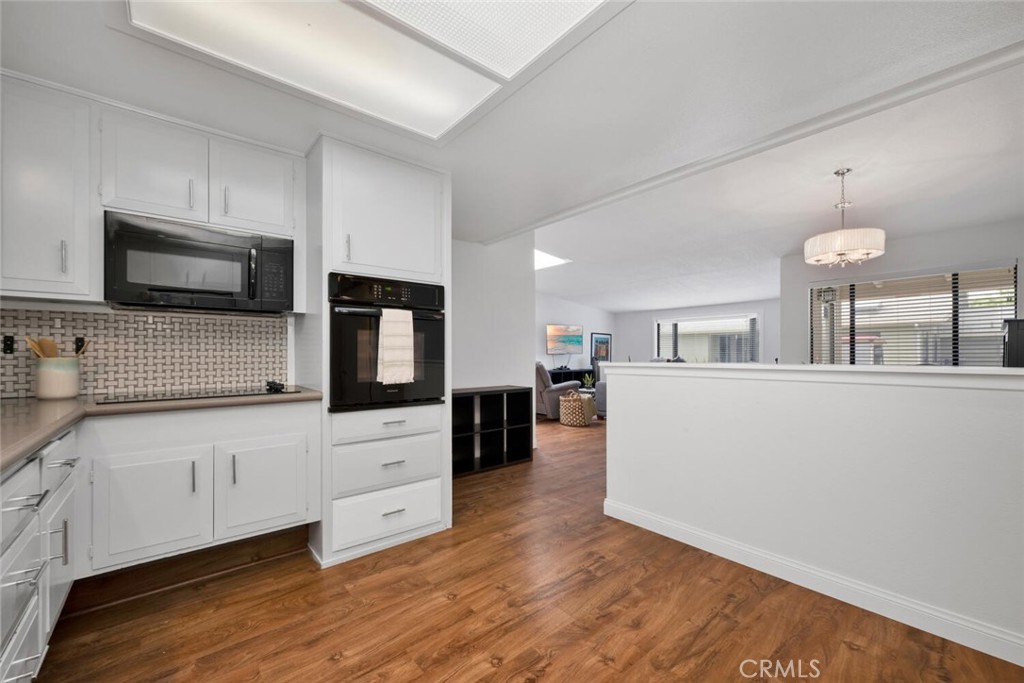 1660 Glenview Road 78E