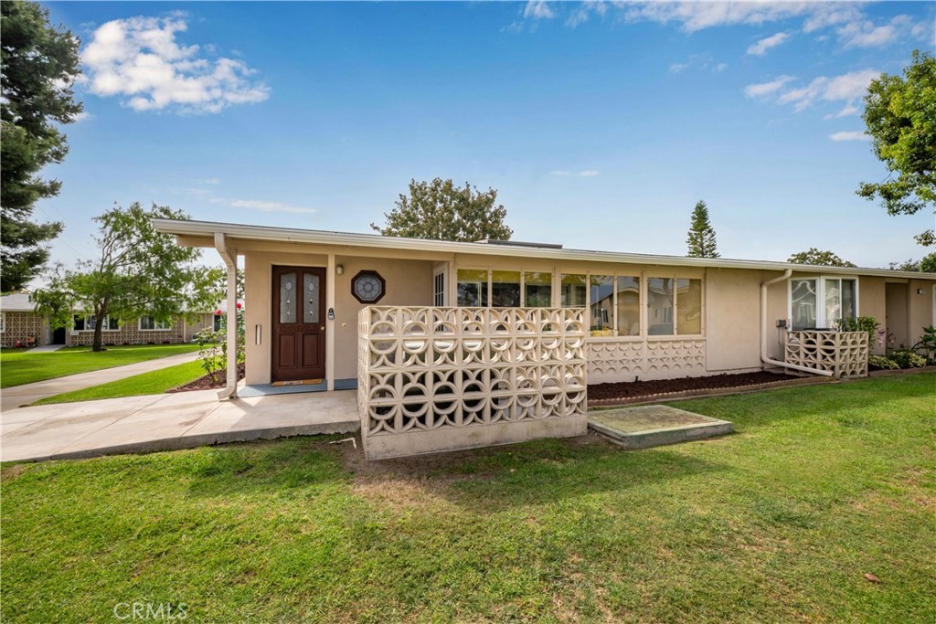 13271 Del Monte Drive 33L