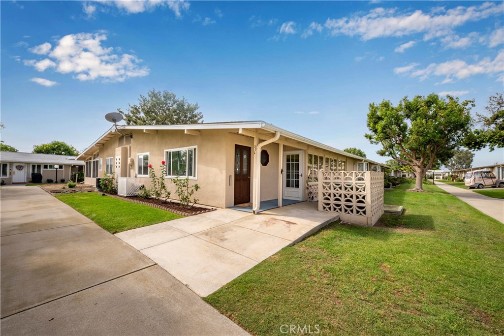 13271 Del Monte Drive 33L