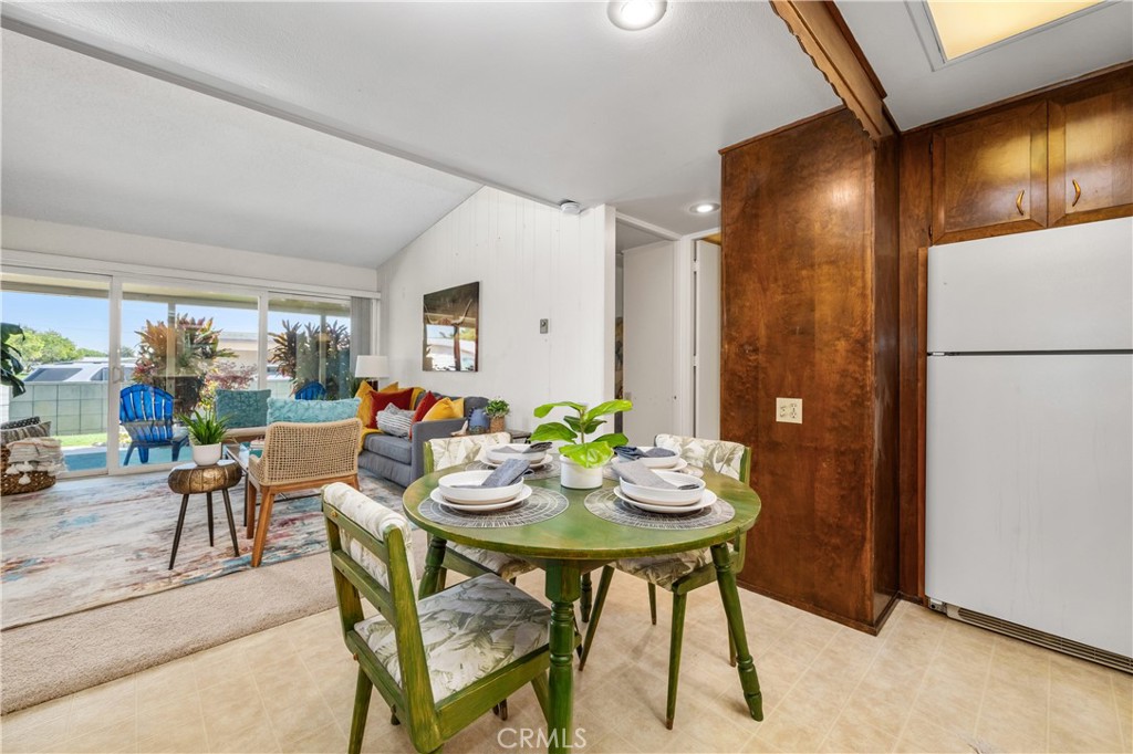 13600 Cedarcrest 111A