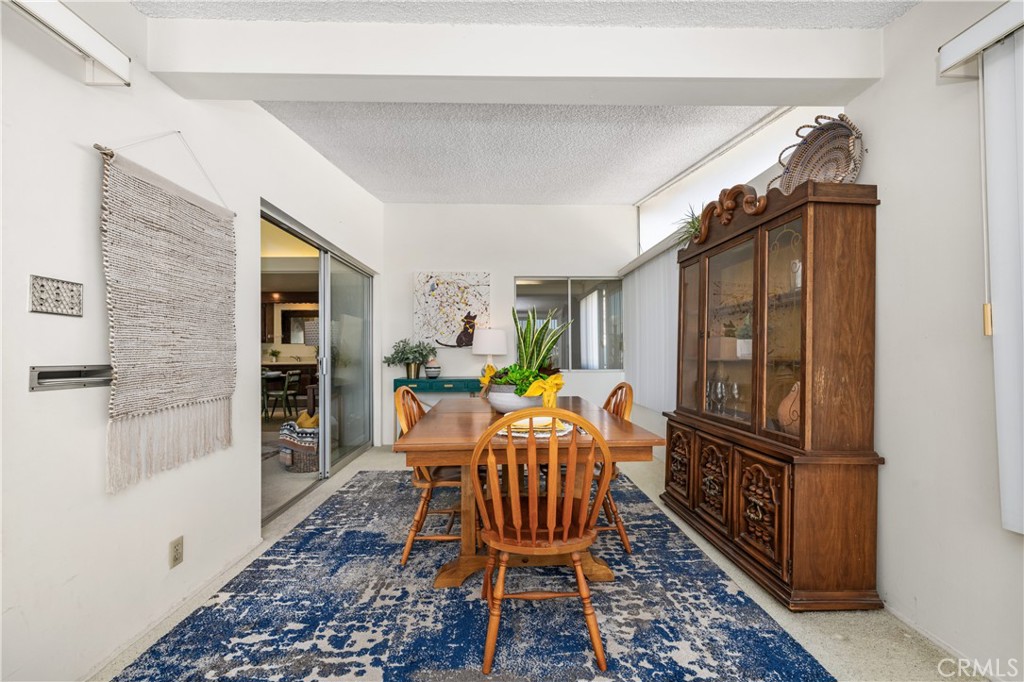 13600 Cedarcrest 111A