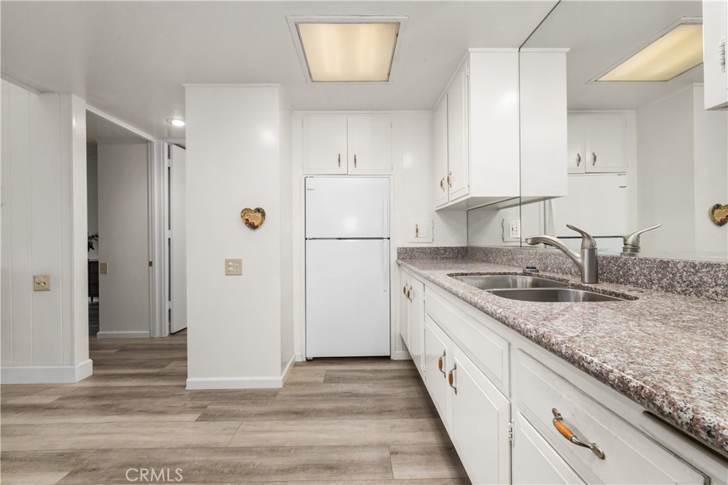 1562 Golden Rain Road 44i