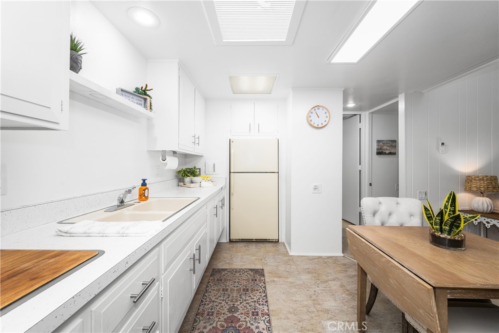 1281 Golden Rain Road S 69B