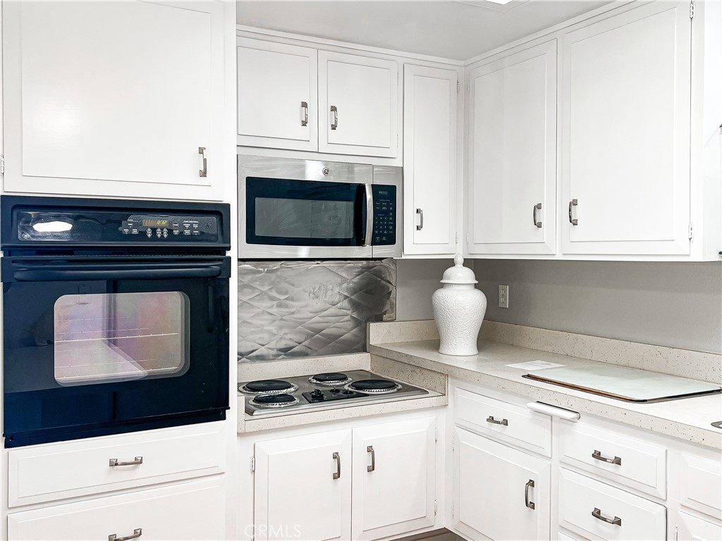 13421 Danbury Lane, M6-135F