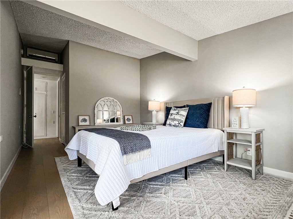 13421 Danbury Lane, M6-135F