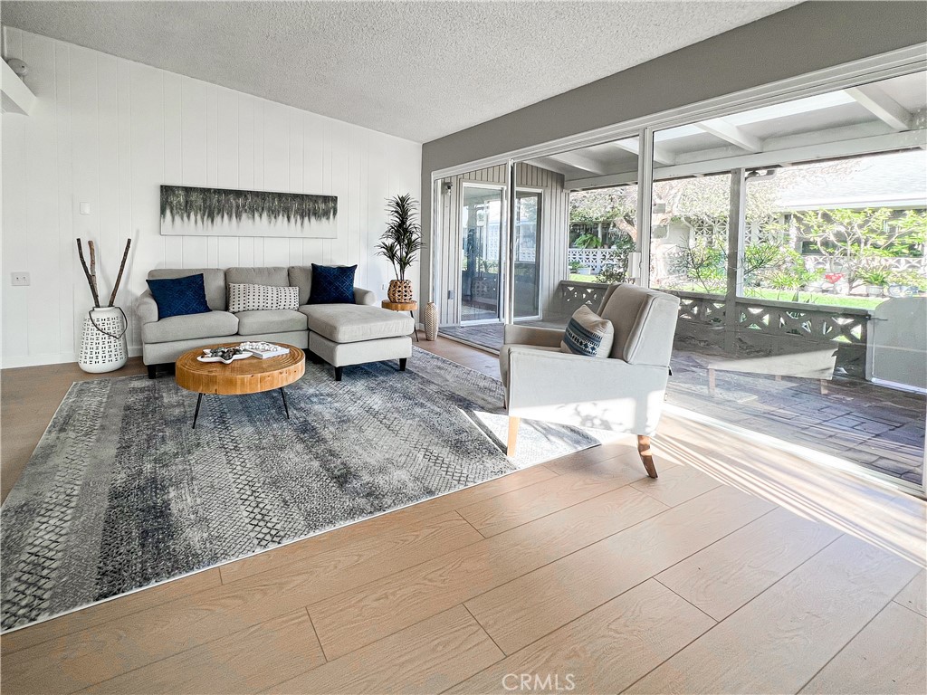 13421 Danbury Lane, M6-135F