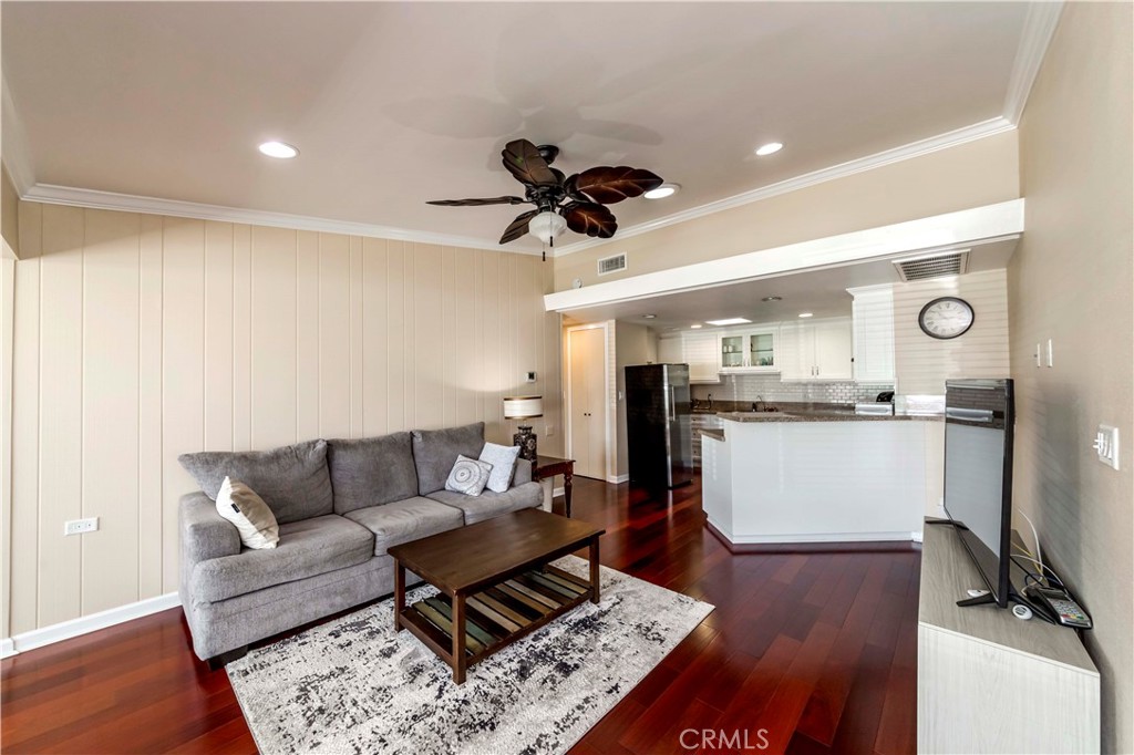 1231 Golden Rain Road 70G