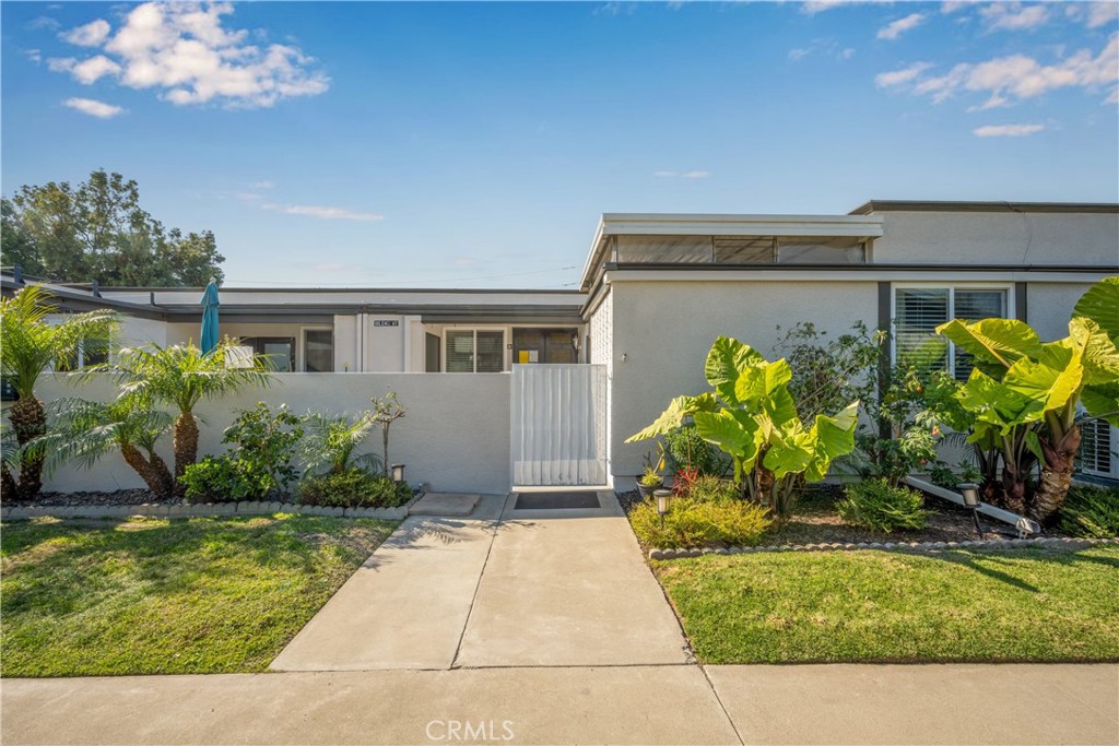 13120 Del Monte Drive 47B