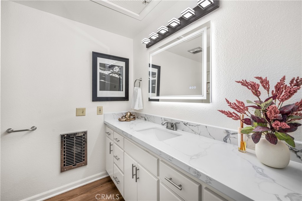 13120 Del Monte Drive 47B