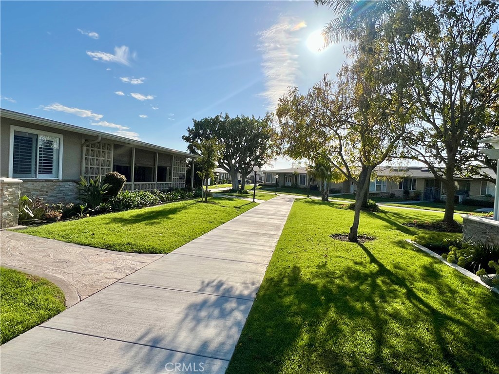 1740 Sunningdale Rd M14-#16H