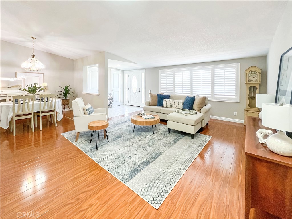 1740 Sunningdale Rd M14-#16H