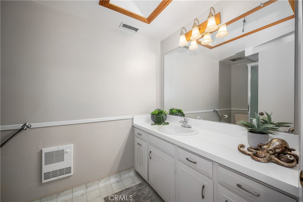 1860 McKinney Way 21L