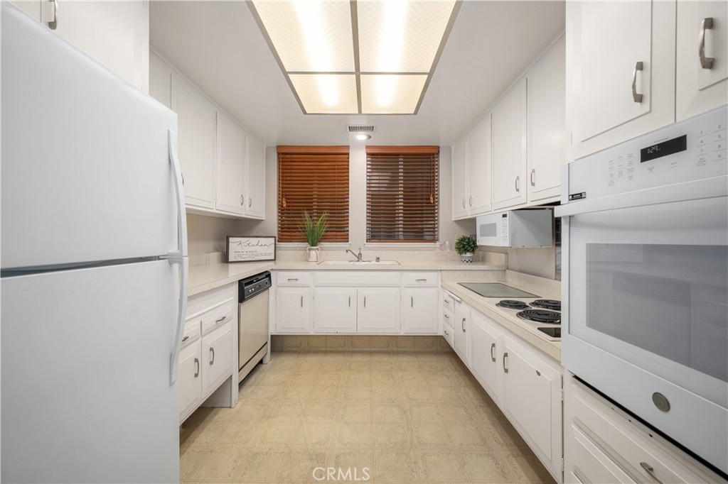 1860 McKinney Way 21L