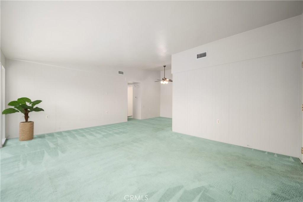 1860 McKinney Way 21L