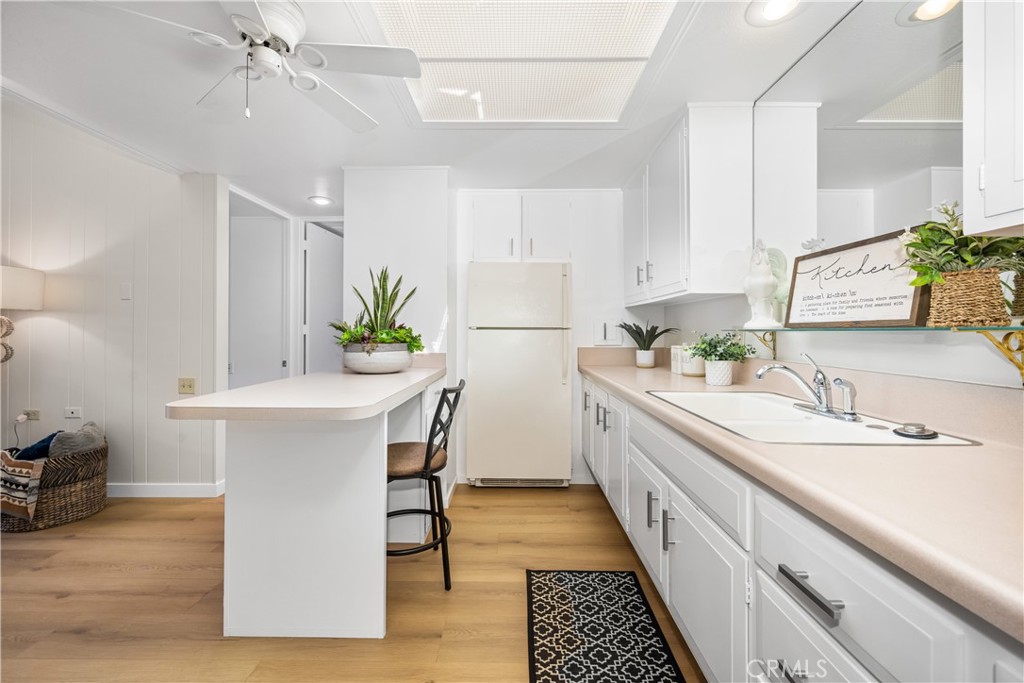 1561 Interlachen Road 260K