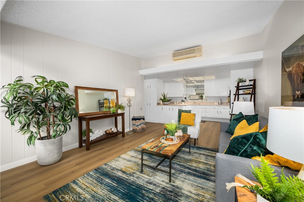 1561 Interlachen Road 260K