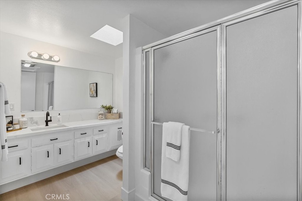 1600 Northwood Rd. M11-275B