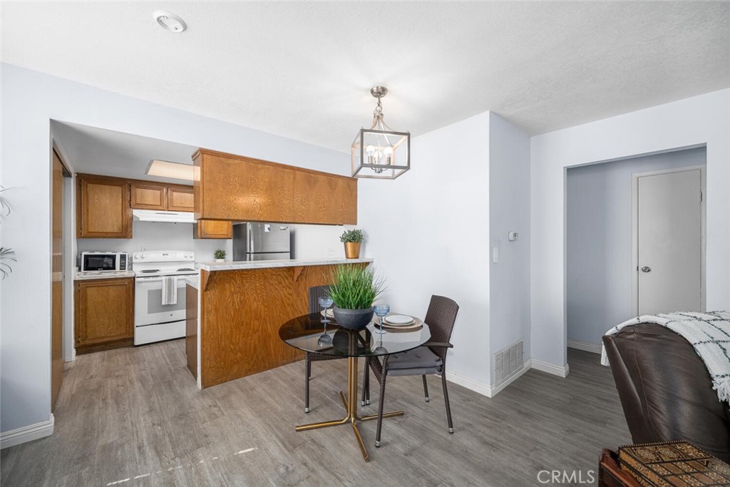 1233 N Avenida De La Suerte 1