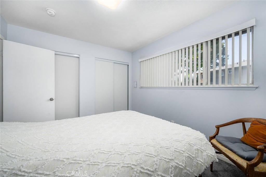 1233 N Avenida De La Suerte 1