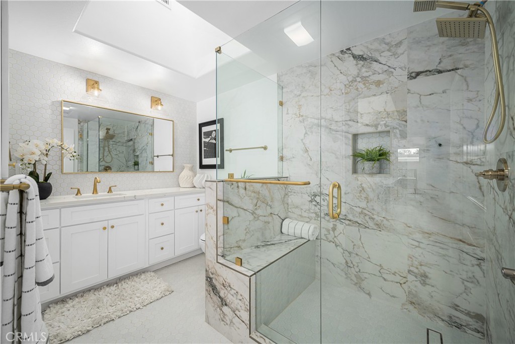 1301 Skokie Road 27L