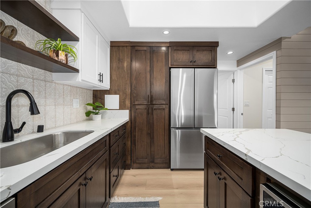 1301 Skokie Road 27L