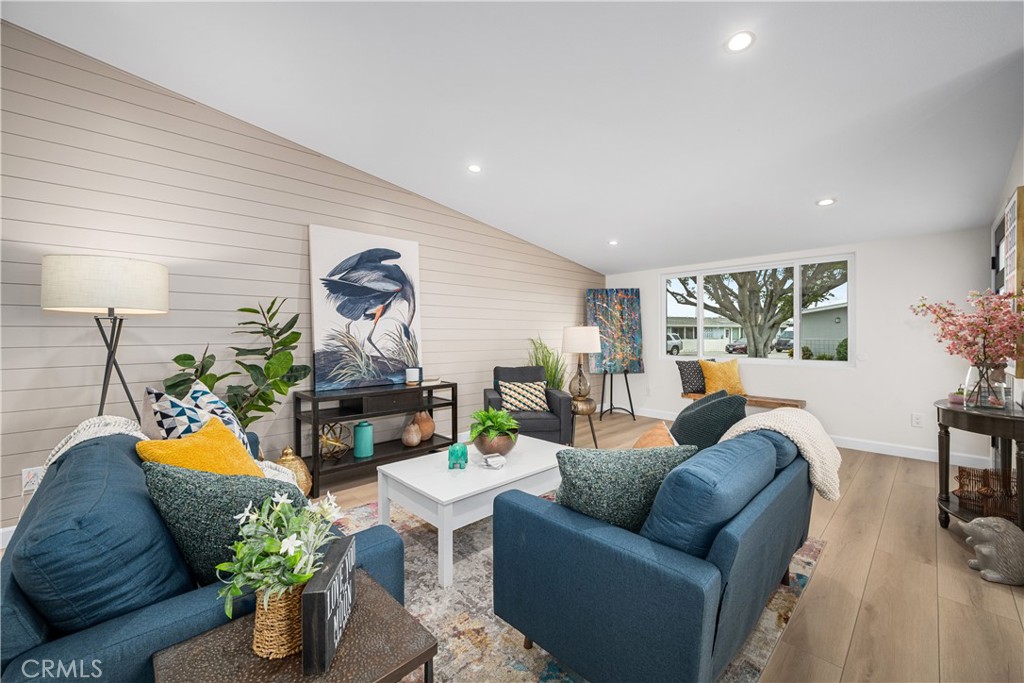 1301 Skokie Road 27L