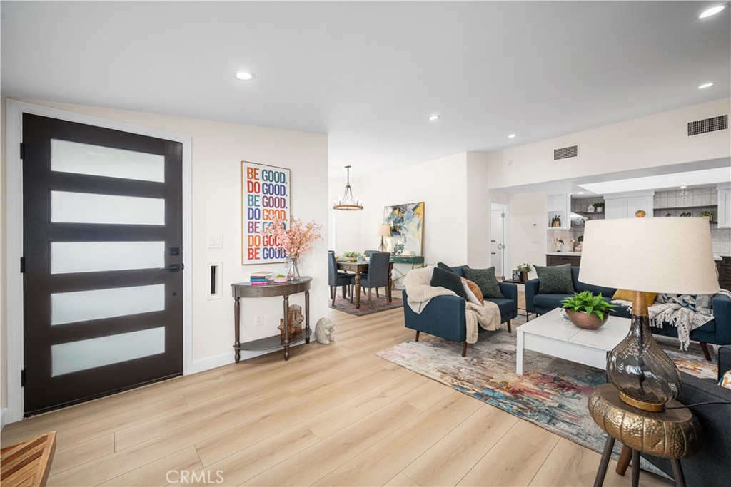 1301 Skokie Road 27L