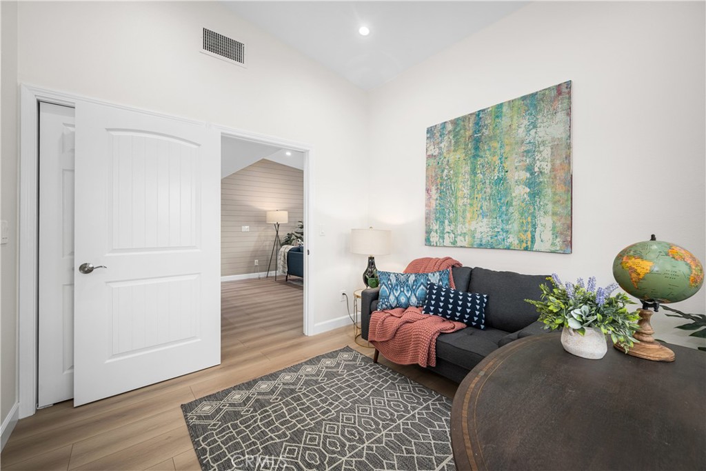 1301 Skokie Road 27L