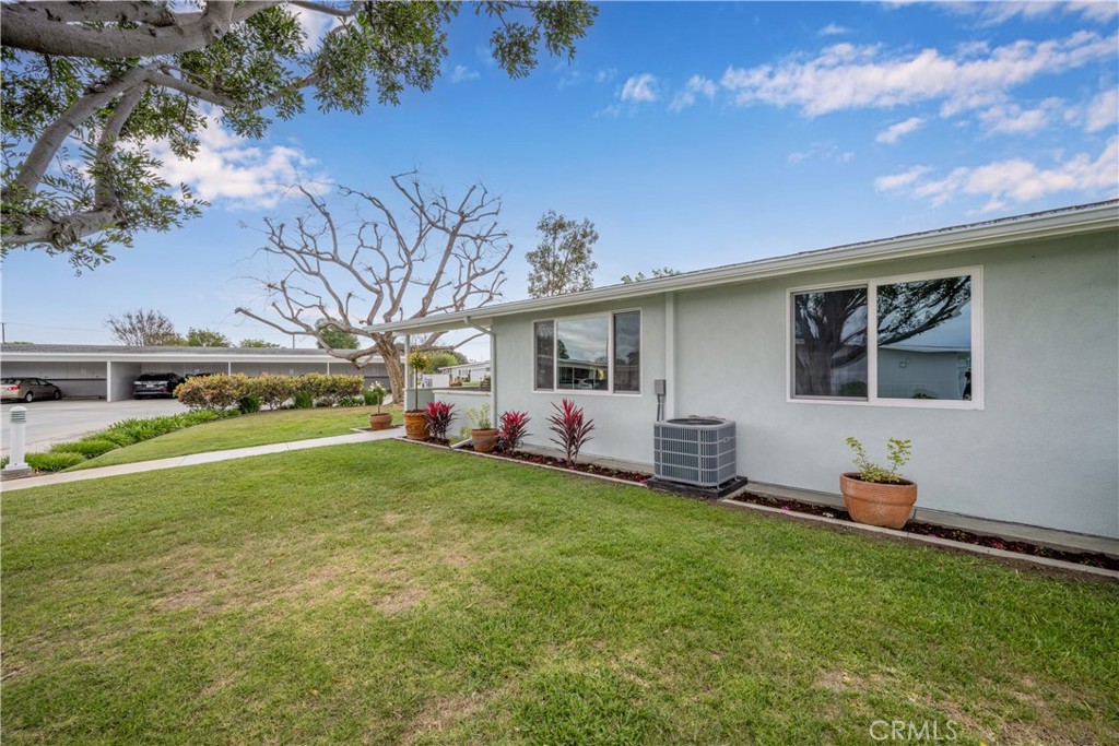 1301 Skokie Road 27L