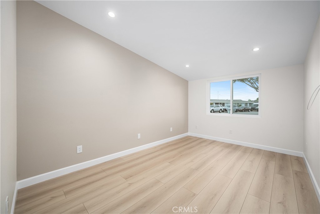 1301 Skokie Road 27L