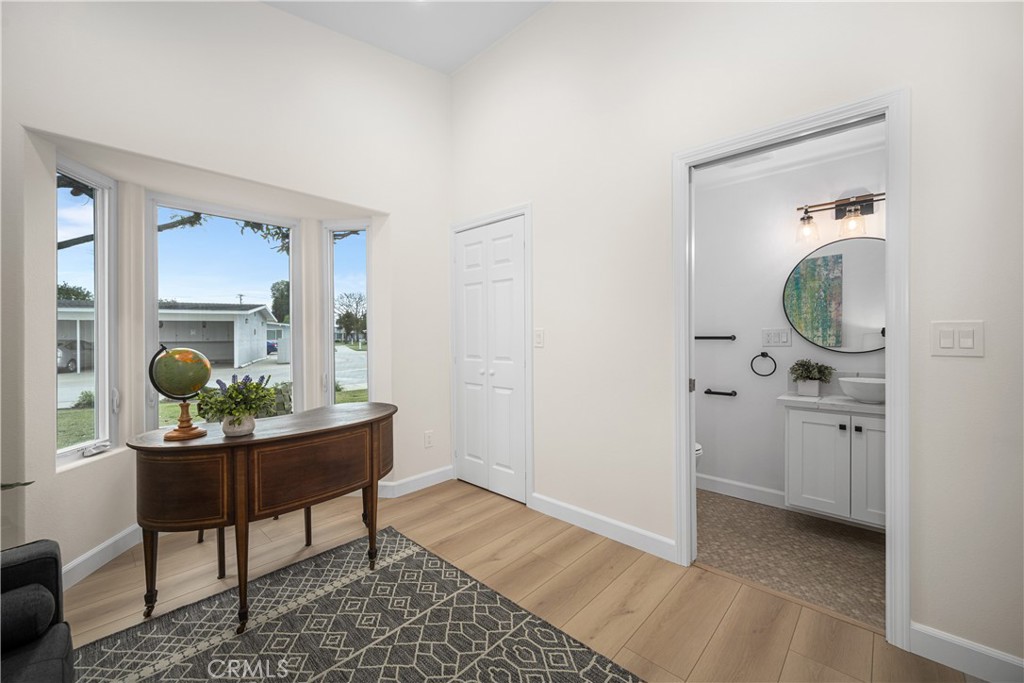 1301 Skokie Road 27L