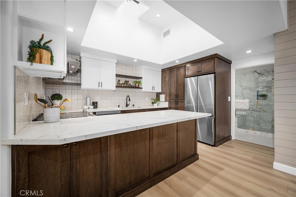 1301 Skokie Road 27L