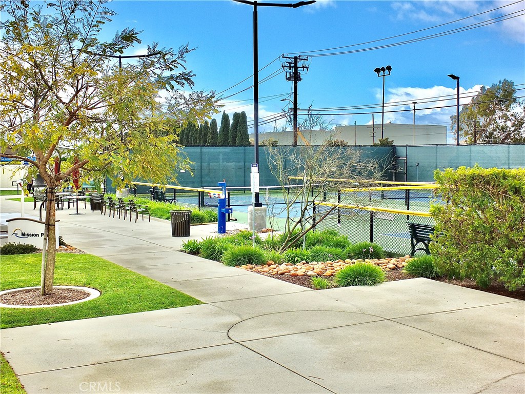 1060 Brookline Rd 212B