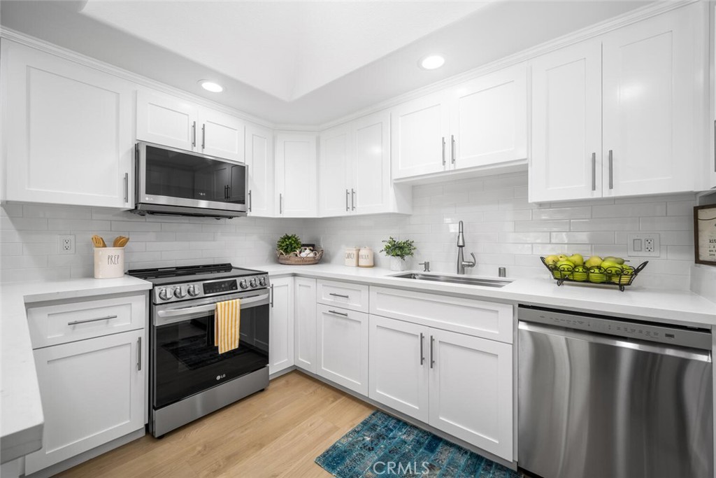 13741 Thunderbird Drive 47F