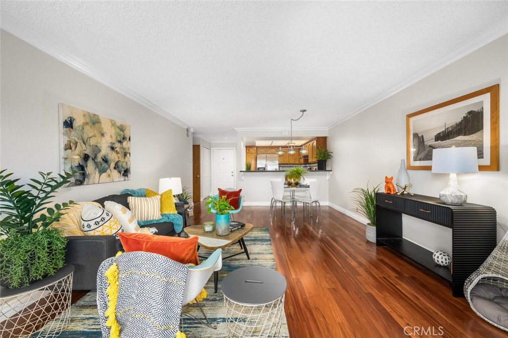 2599 Walnut Avenue 130