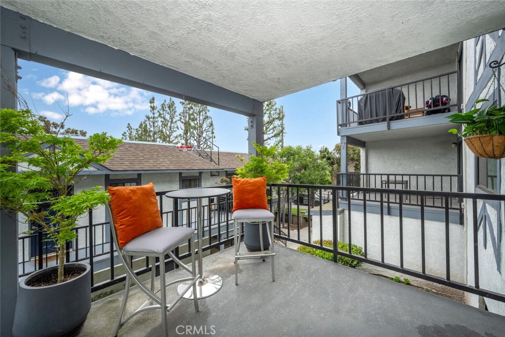 2599 Walnut Avenue 130