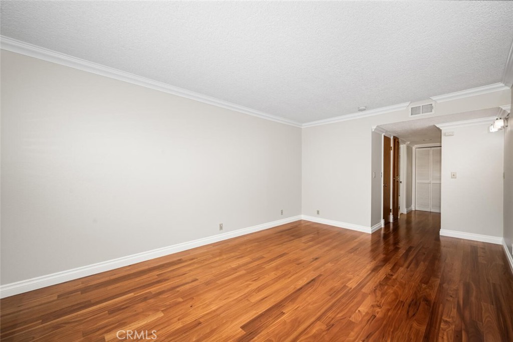 2599 Walnut Avenue 130