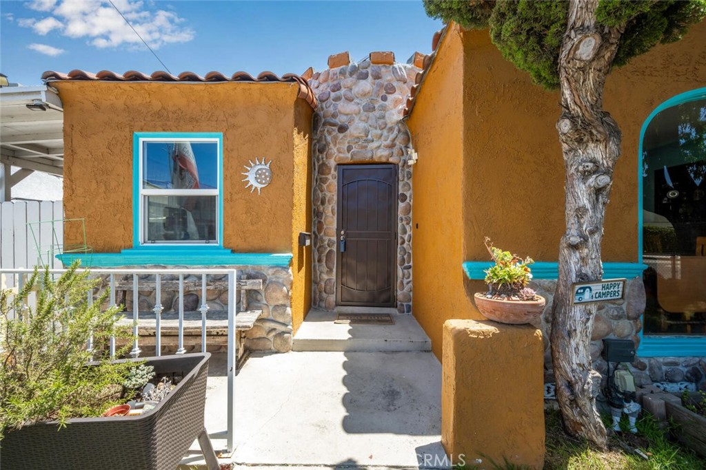 25640 President Avenue