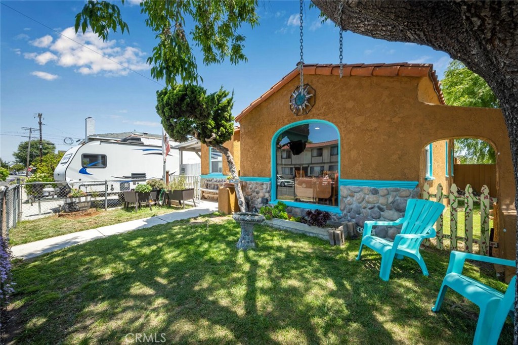 25640 President Avenue