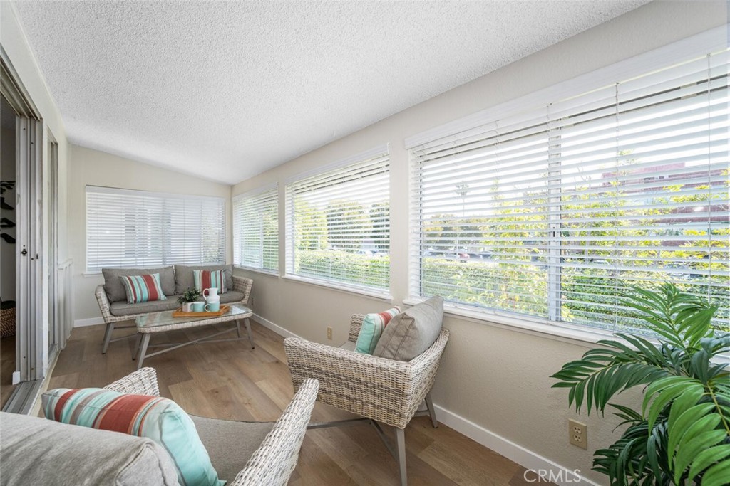 1930 St John Road 29L