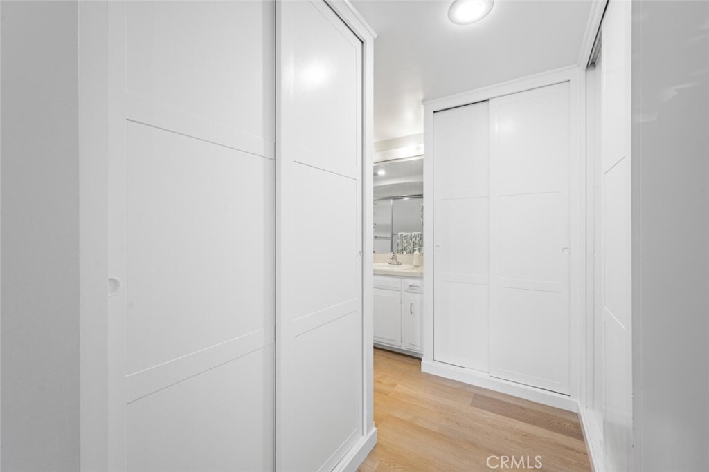 1930 St John Road 29L