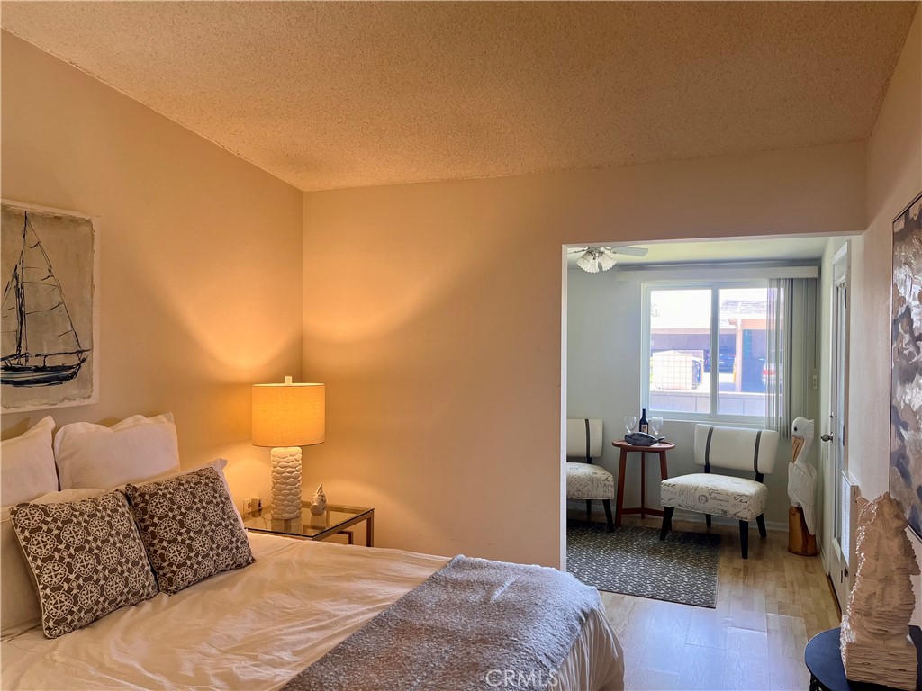 13630 Alderwood M4-77B