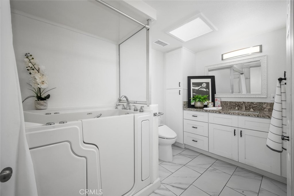 1730 Sunningdale Drive 17C