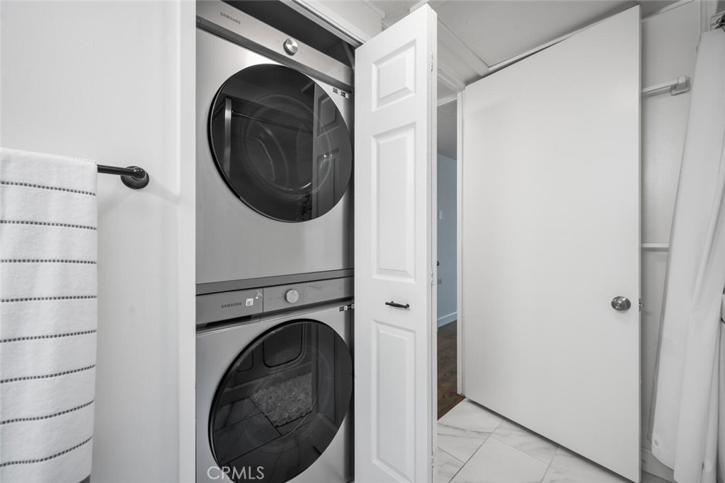 1730 Sunningdale Drive 17C