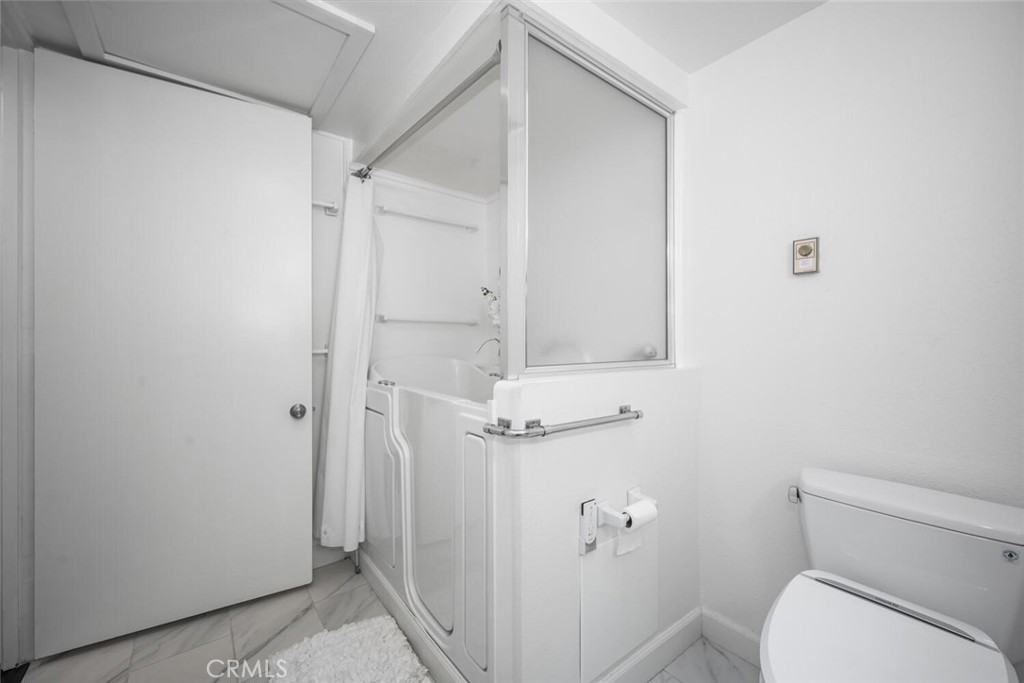 1730 Sunningdale Drive 17C